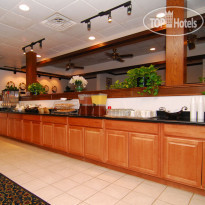 Best Western Plus Broadway Inn & Suites 