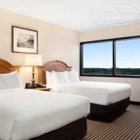 Hilton Chicago/Oak Brook Suites 