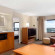 Hilton Chicago/Oak Brook Suites 