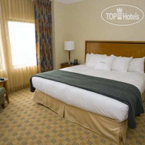 DoubleTree Suites by Hilton Hotel & Conference Center Chicago-Downers Grove 