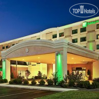 Holiday Inn Mount Vernon 3*