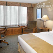 DoubleTree by Hilton Hotel Libertyville - Mundelein 