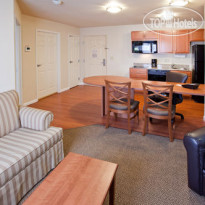 Candlewood Suites Springfield 