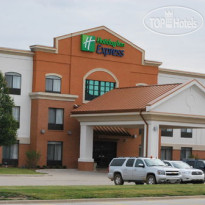 Holiday Inn Express Bloomington West 