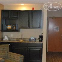 Holiday Inn Express Bloomington West 