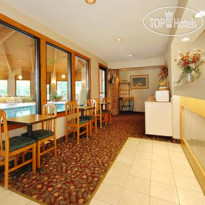 Comfort Inn Macomb ( ex. Rodeway Inn Macomb) 