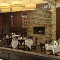 DoubleTree by Hilton Hotel Collinsville - St. Louis