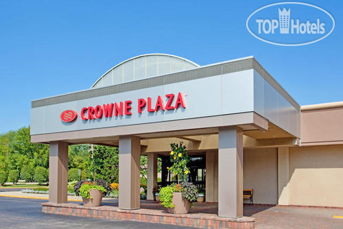 Фотографии отеля  Crowne Plaza Chicago-Northbrook 4*