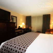 Crowne Plaza Chicago-Northbrook 
