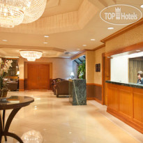 Crowne Plaza Chicago-Northbrook