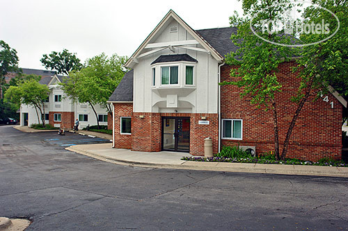 Фотографии отеля  Motel 6 Chicago North Central-Arlington Heights 2*