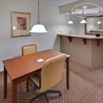 Holiday Inn Express Chicago-Arlington Heights 