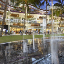 Embassy Suites Waikiki Beach Walk 