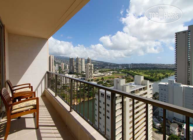 Фотографии отеля  Wyndham Vacation Resorts Royal Garden at Waikiki 3*