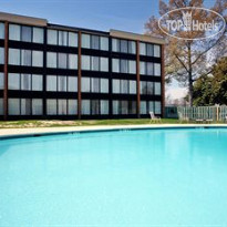 Holiday Inn Patriot-Williamsburg 