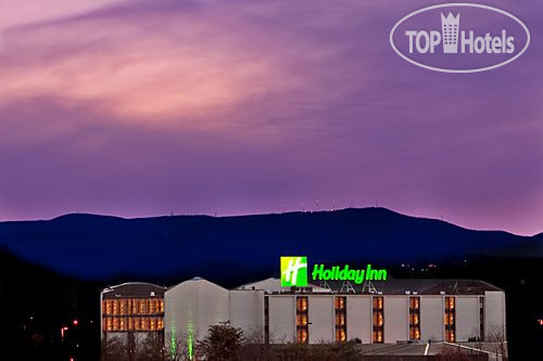 Фотографии отеля  Holiday Inn Roanoke-Tanglewood - Route 419 & i 581 3*