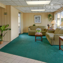 Howard Johnson Inn - Virginia Beach 