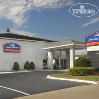 Howard Johnson Inn - Virginia Beach 