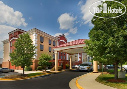 Фотографии отеля  Comfort Suites Dulles Airport 2*