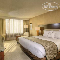 DoubleTree by Hilton Washington DC-Crystal City 