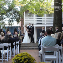 Linden Row Inn 