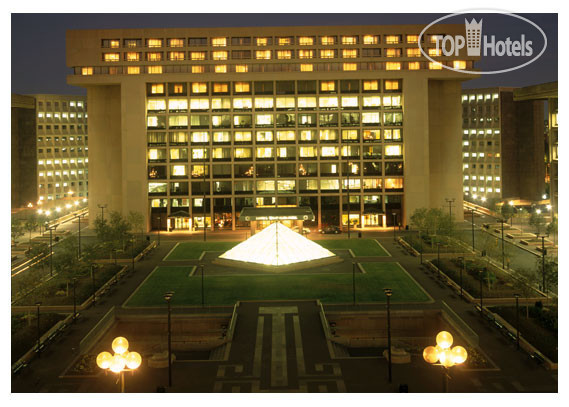 Фото L'Enfant Plaza