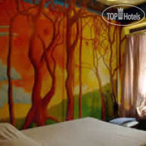 Ye Olde Carlton Arms 