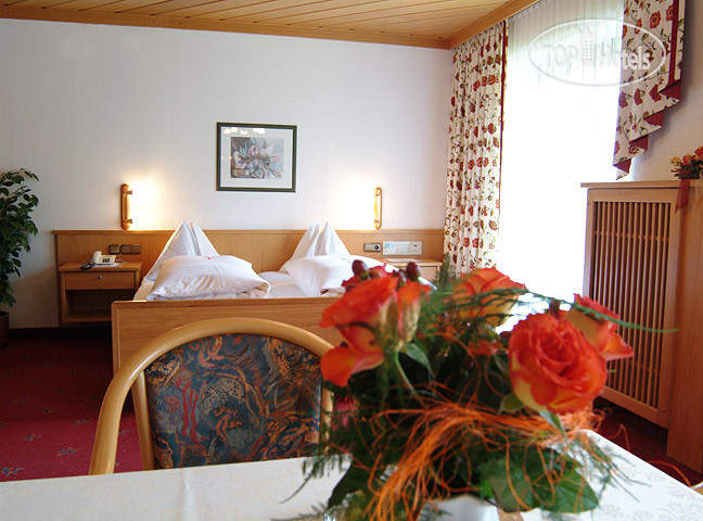 Новые добавленные фото туристов Voelserhof 4*