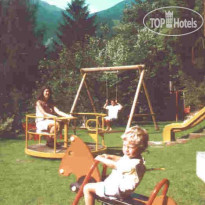 Kur- und Sporthotel Alpenblick Детская игровая площадка