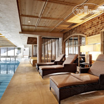 Berghof Crystal Spa & Sports 