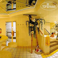 Hotel Tirol 