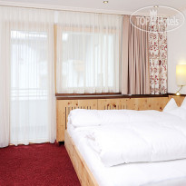 Garni Kristall Hotel 