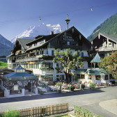 Alpendomizil Neuhaus Hotel & Spa 4*