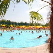 Therme Laa-Hotel & Spa Летний бассейн