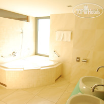 Therme Laa - Hotel & Spa Senior Suite