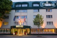 Park Inn by Radisson Uno City Vienna 4*