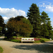 Kurpark Garni Spa Park entry at our hotel