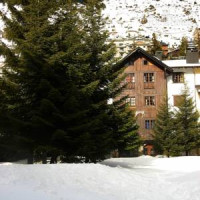 Tarter Mountain Suites 4*