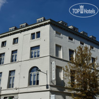 Retro Hotel 