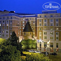 Novotel Brussels City Centre 3*