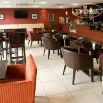 Premier Inn London City (Tower Hill) Лаундж-бар