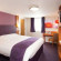 Premier Inn London Leicester Square Номер