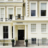 Base2stay Kensington 4*