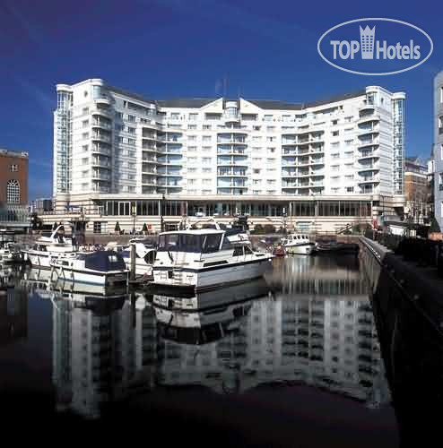 Фотографии отеля  Wyndham London - Chelsea Harbour 5*