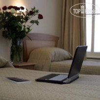 The One Hyde Park Hotel 