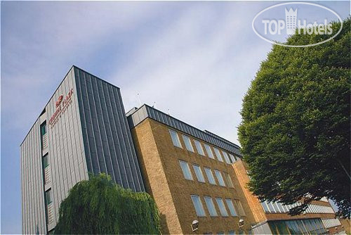 Фотографии отеля  Crowne Plaza London Ealing 4*