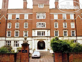 Wellington Hotel by Blue Orchid