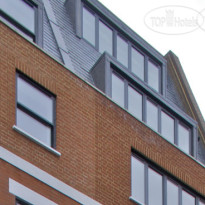 Fraser Residence Monument 