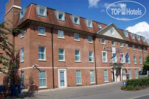 Holiday Inn London - Heathrow T5