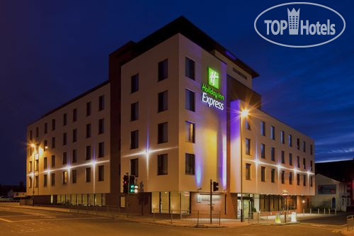 Photos Holiday Inn Express Cheltenham Town Centre